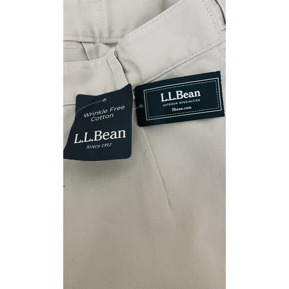 LL Bean Women's Wrinkle-Free Bayside Shorts Ultra High-Rise Hidden Comfort 18 - Picture 13 of 14